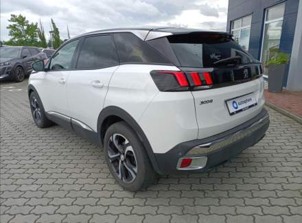 Peugeot - 3008