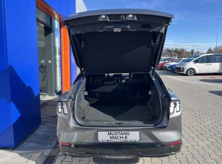 Ford - Mustang Mach-E
