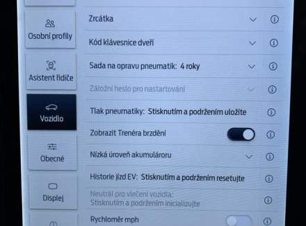 Ford - Mustang Mach-E