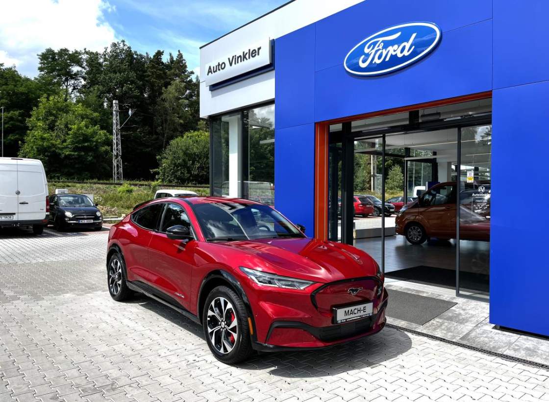 Ford - Mustang Mach-E
