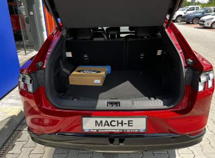 Ford - Mustang Mach-E