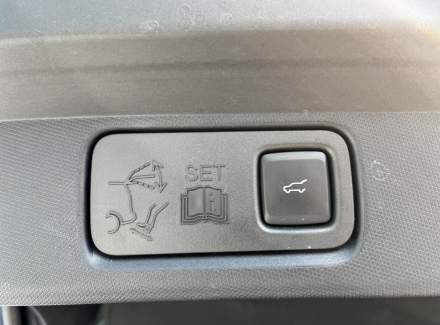 Ford - Mustang Mach-E