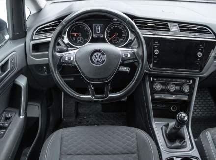 Volkswagen - Touran