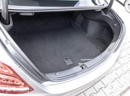 Mercedes-Benz - C-class