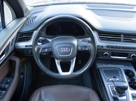 Audi - Q7