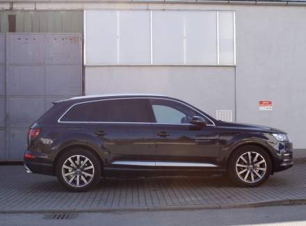 Audi - Q7