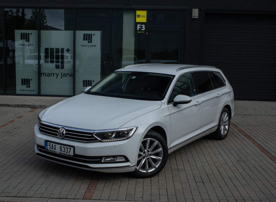 Volkswagen - Passat