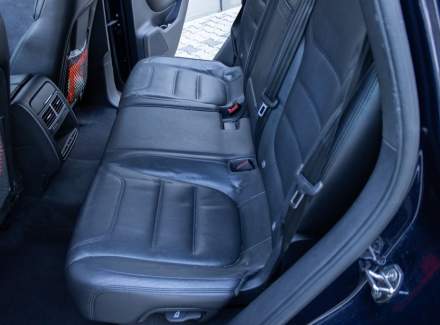 Volkswagen - Touareg