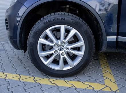 Volkswagen - Touareg