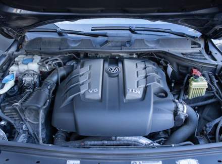 Volkswagen - Touareg