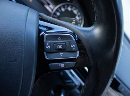 Volkswagen - Touareg