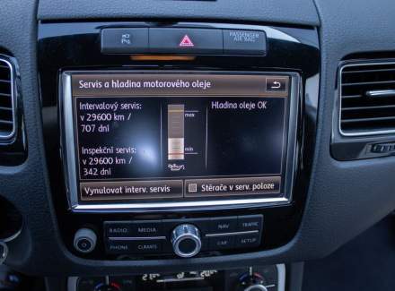 Volkswagen - Touareg