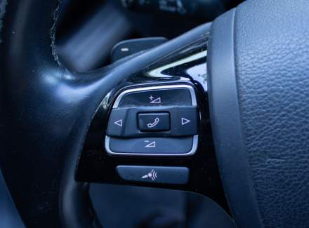 Volkswagen - Touareg