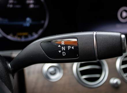 Mercedes-Benz - E-class