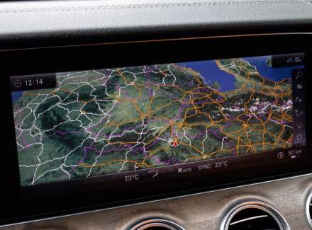 Mercedes-Benz - E-class