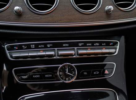 Mercedes-Benz - E-class