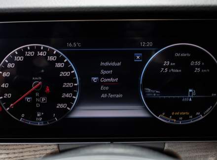 Mercedes-Benz - E-class