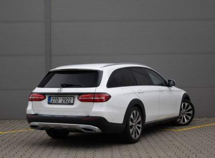 Mercedes-Benz - E-class