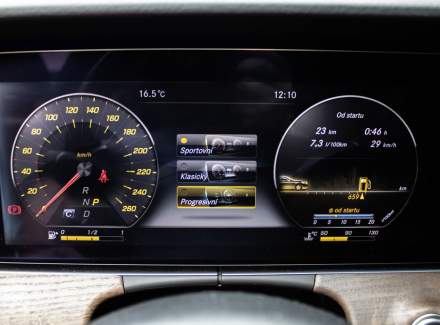 Mercedes-Benz - E-class