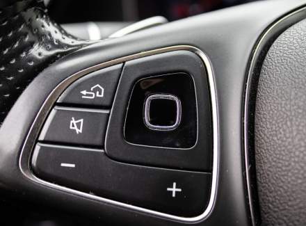 Mercedes-Benz - E-class