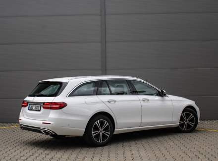 Mercedes-Benz - E-class