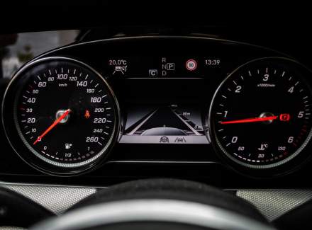 Mercedes-Benz - E-class