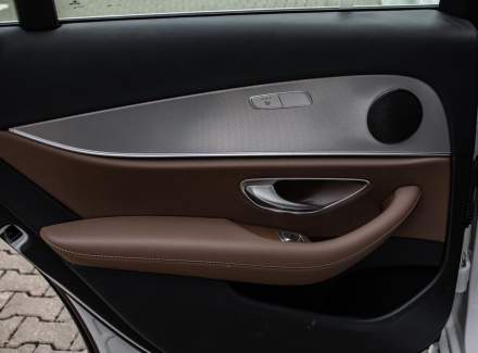 Mercedes-Benz - E-class