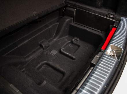 Mercedes-Benz - E-class