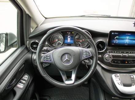 Mercedes-Benz - V-class