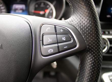 Mercedes-Benz - V-class