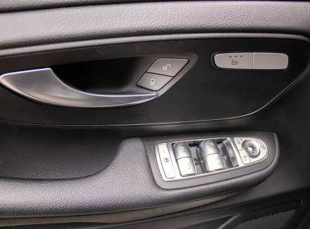 Mercedes-Benz - V-class