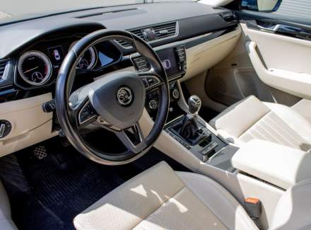 Škoda - Superb