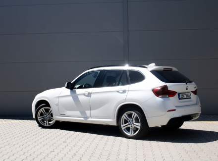 BMW - X1