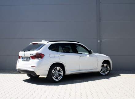 BMW - X1