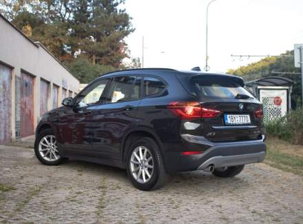 BMW - X1