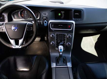 Volvo - V60