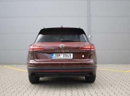 Volkswagen - Touareg