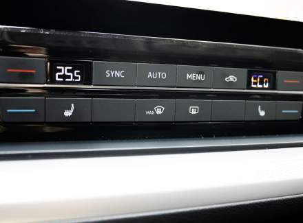 Volkswagen - Touareg