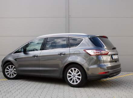 Ford - S-MAX