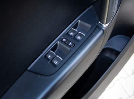 Volkswagen - Touareg