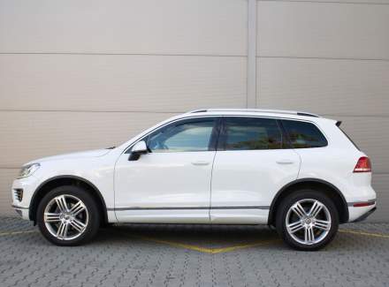 Volkswagen - Touareg