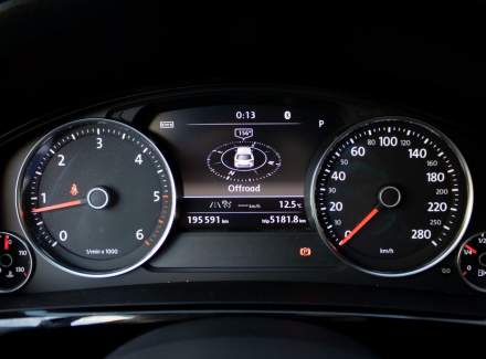 Volkswagen - Touareg