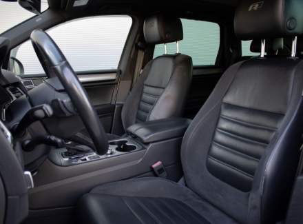 Volkswagen - Touareg