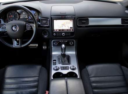 Volkswagen - Touareg