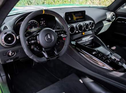 Mercedes-Benz - AMG GT