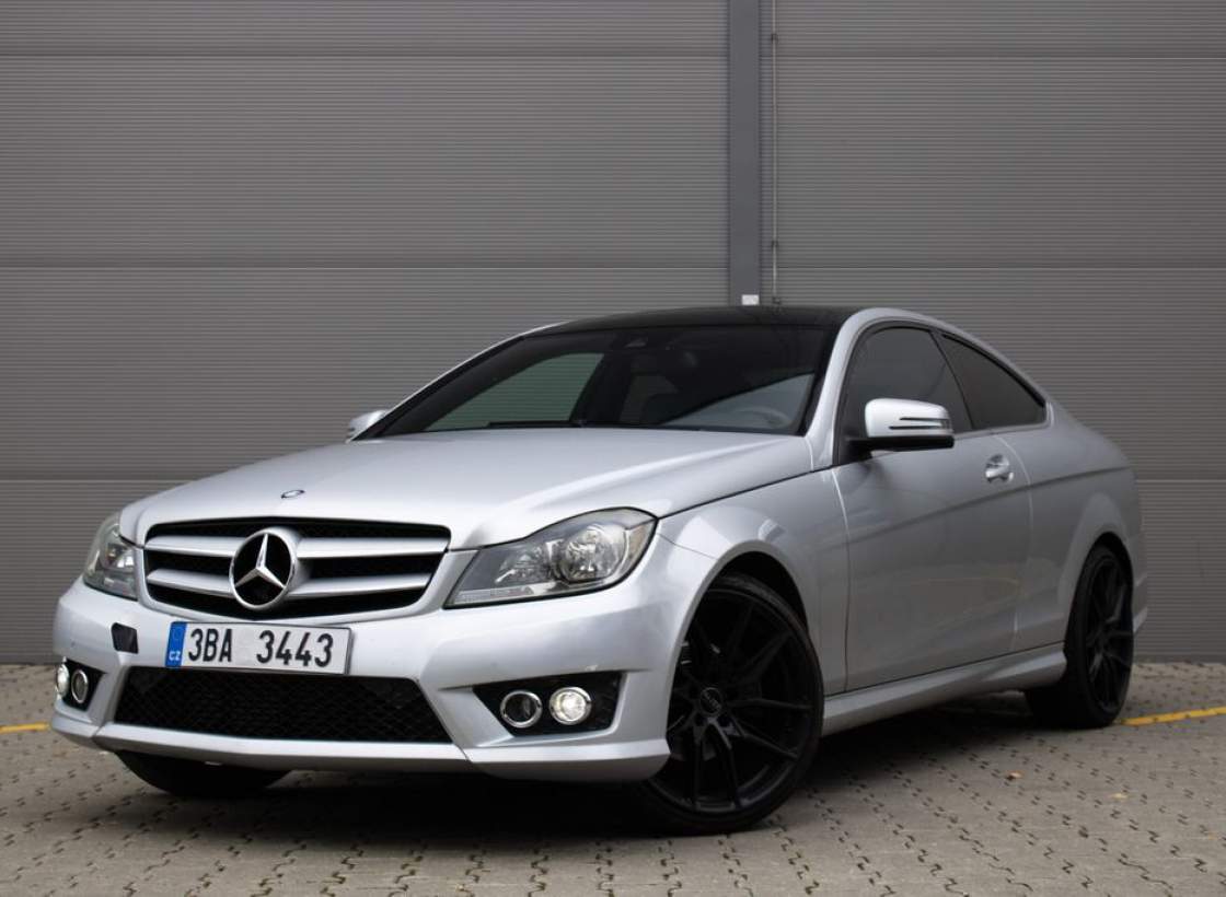 Mercedes-Benz - C-class