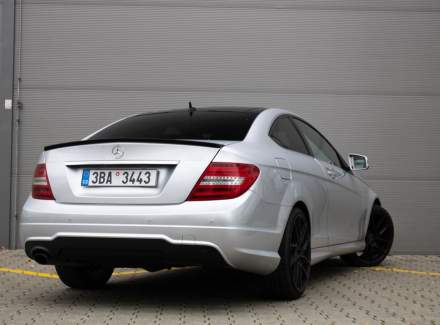Mercedes-Benz - C-class