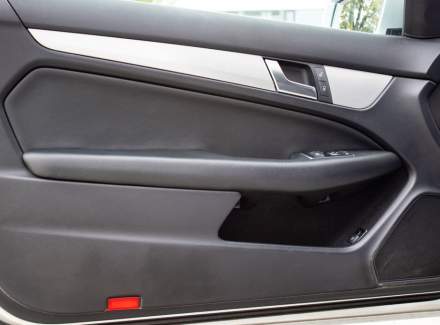 Mercedes-Benz - C-class