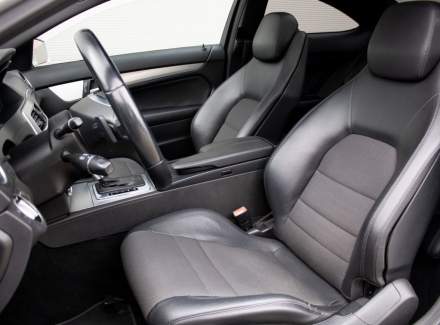 Mercedes-Benz - C-class