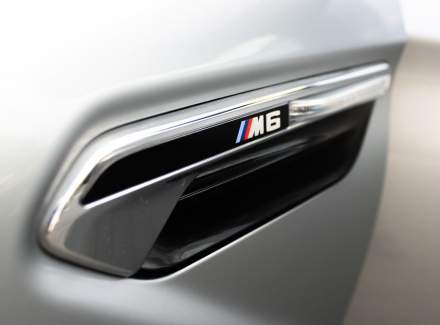 BMW - M6
